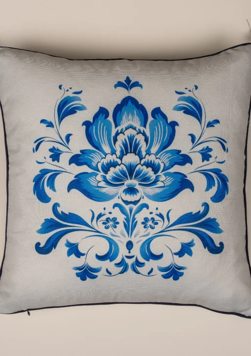 Çini Çiçek Desenli Kırlent Kılıfı