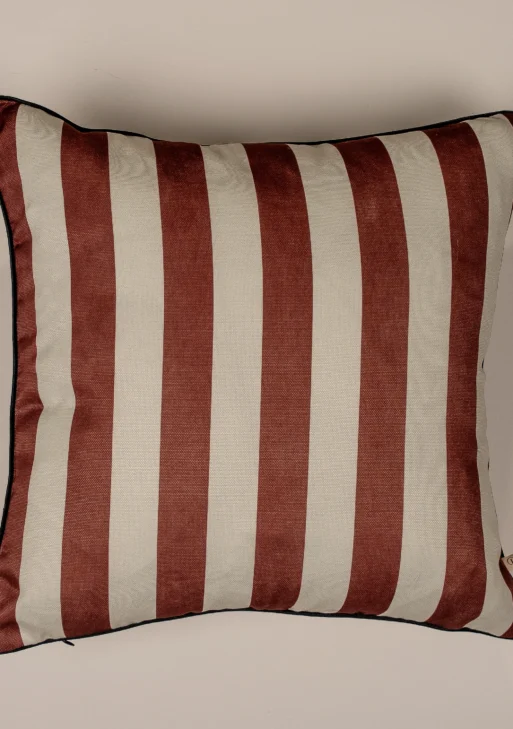 Kahverengi Çizgili Kırlent Kılıfı